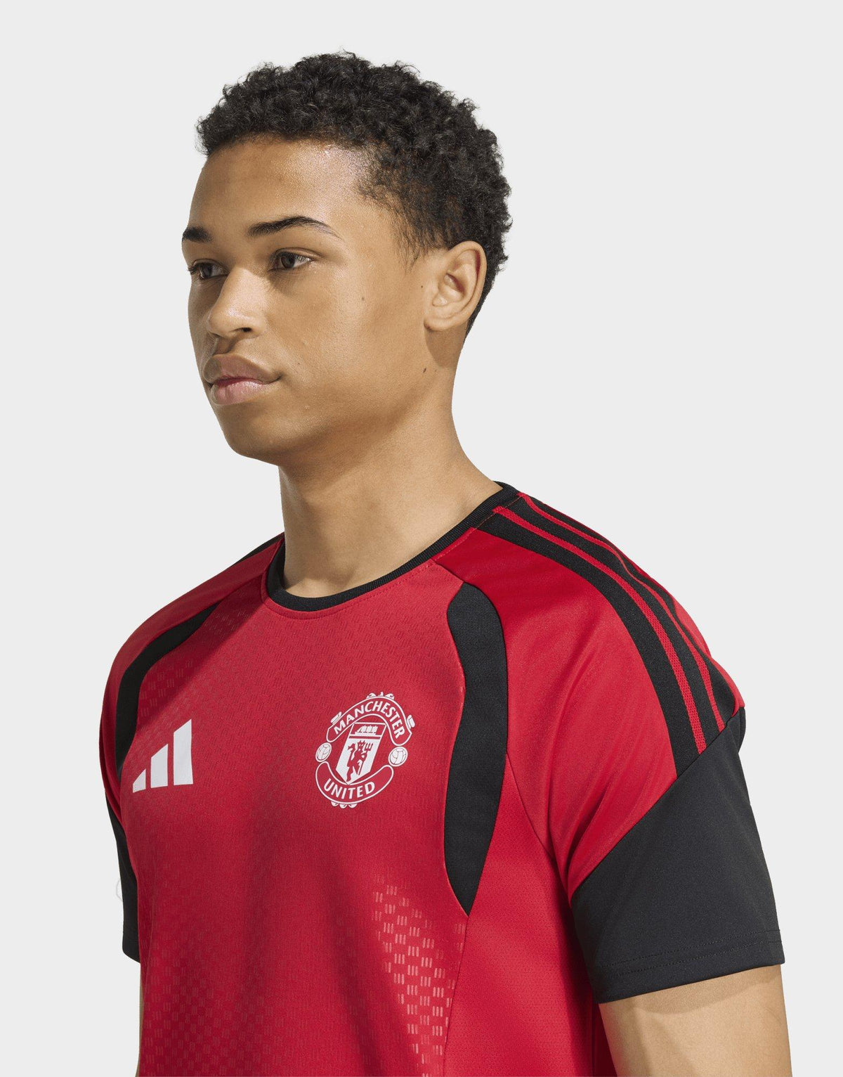 Manchester United FC Tiro 26 Training Shirt