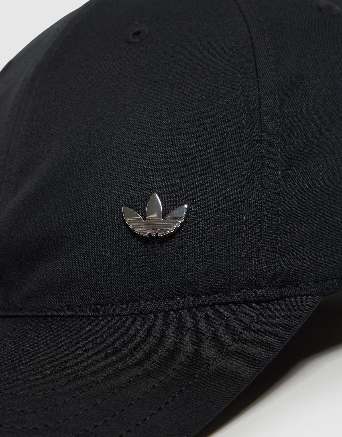 Trefoil Cap