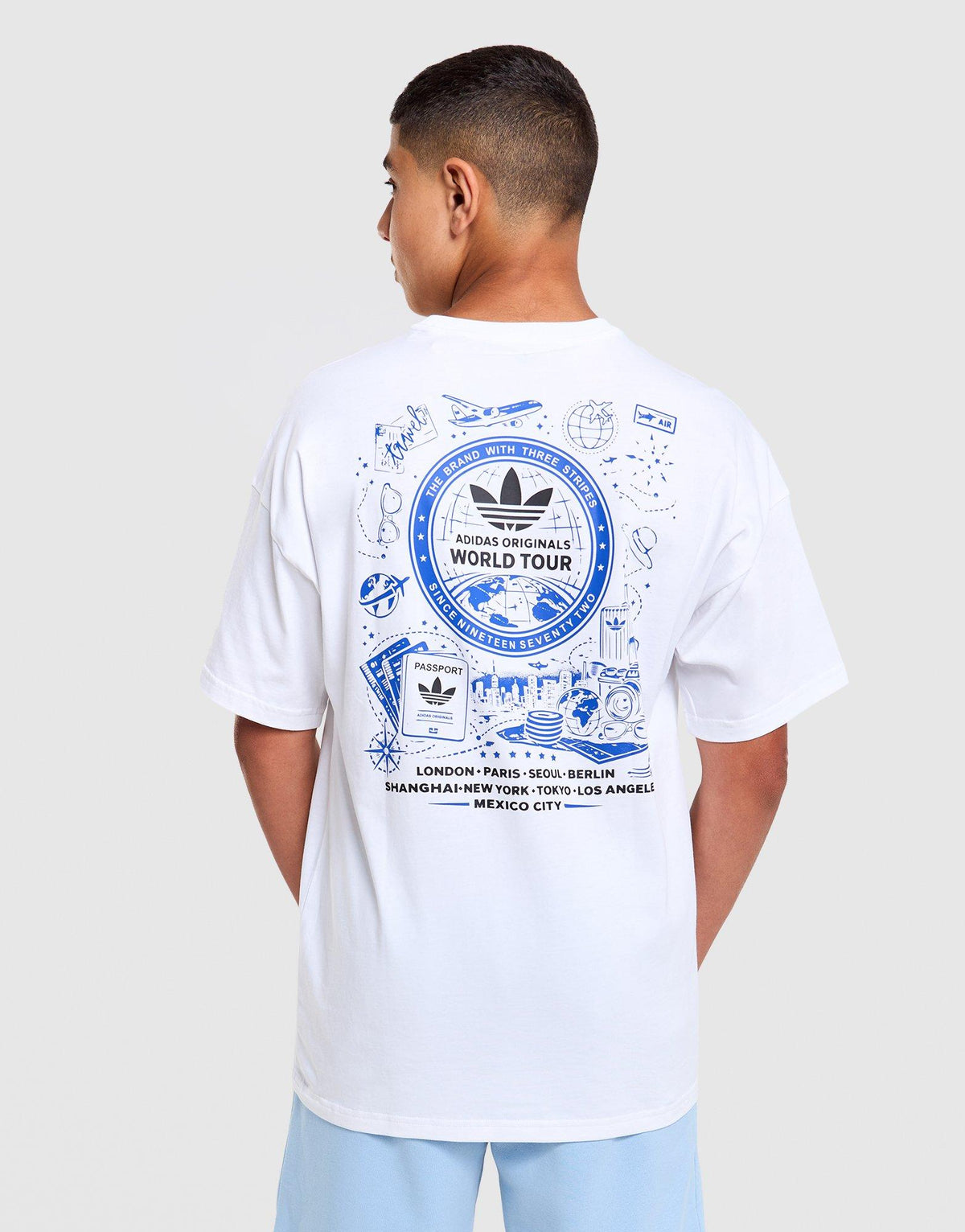 World Tour Graphic T-Shirt Junior's