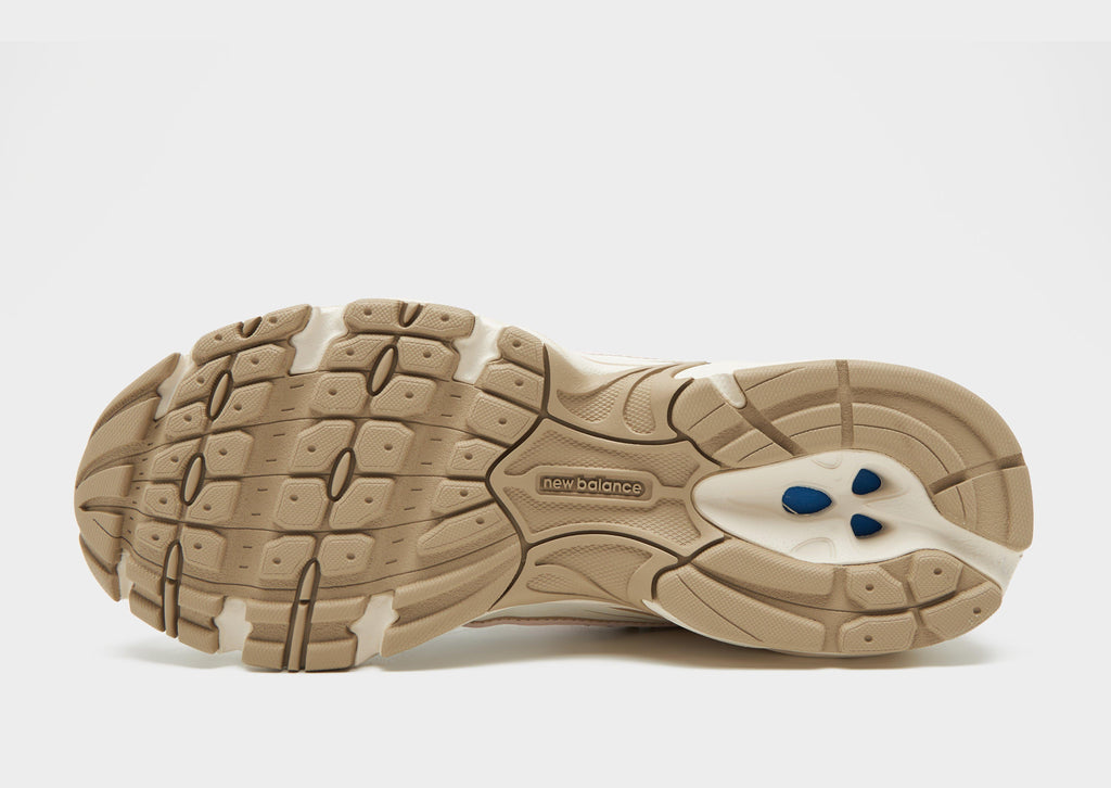 740 Women's